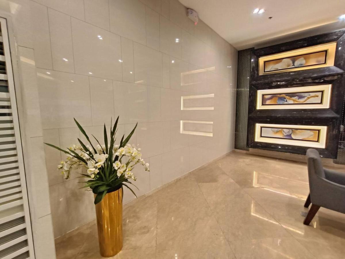 Penthouse Studio At Fame Residence 41St Floor, Shangrila-Megamall Manila Ngoại thất bức ảnh