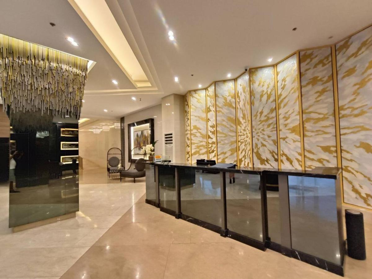 Penthouse Studio At Fame Residence 41St Floor, Shangrila-Megamall Manila Ngoại thất bức ảnh