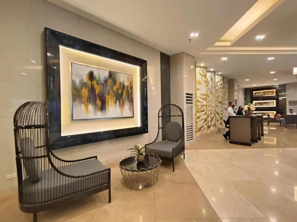 Penthouse Studio At Fame Residence 41St Floor, Shangrila-Megamall Manila Ngoại thất bức ảnh