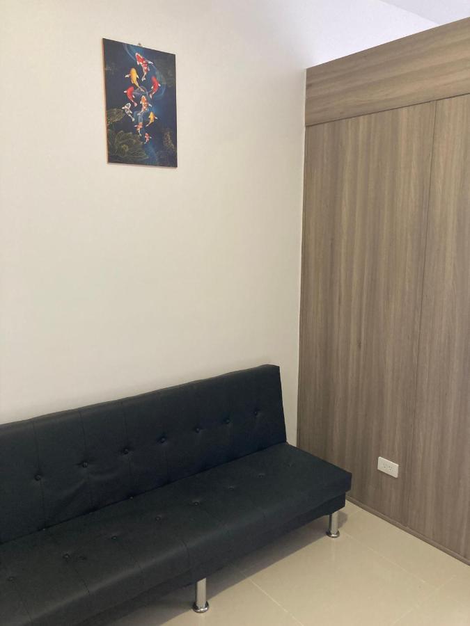 Penthouse Studio At Fame Residence 41St Floor, Shangrila-Megamall Manila Ngoại thất bức ảnh